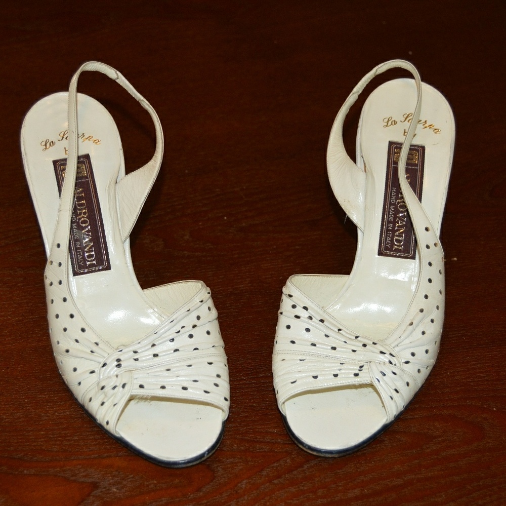 Aldrovandi white with polka dots heels